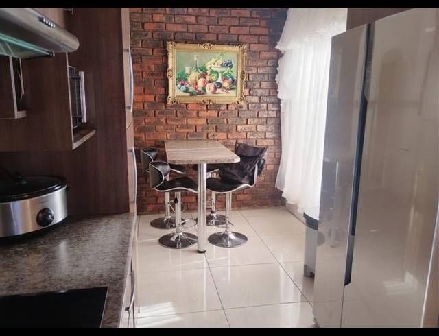 3 BEDROOM HOUSE FOR SALE IN SEBOKENG ZONE 10